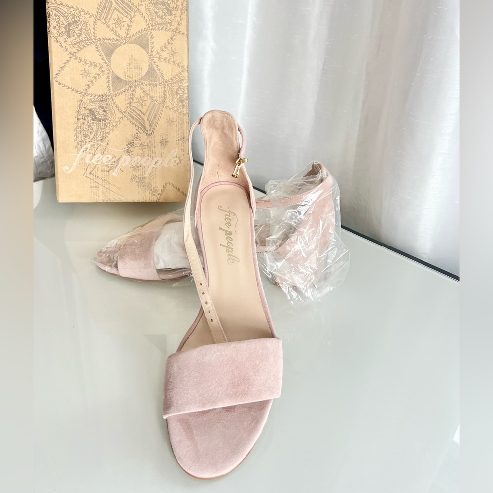 Brand 🆕 NWT Free People Pink Suede Block Heel with Gold Trim Ankle Strap
